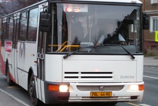 Dítě u Pasohlávek vběhlo do silnice. Řidička autobusu zabránila tragédii Dítě u Pasohlávek vběhlo do silnice. Řidička autobusu zabránila tragédii
